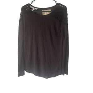 Element Women's Size‎ Medium Black Crochet Semi Sheer Long Sleeve Shirt